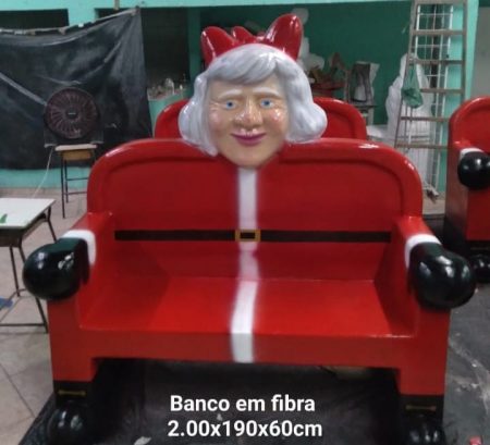 Banco Mamae Noel Fibra De Vidro 2.00x1.90x60Cm